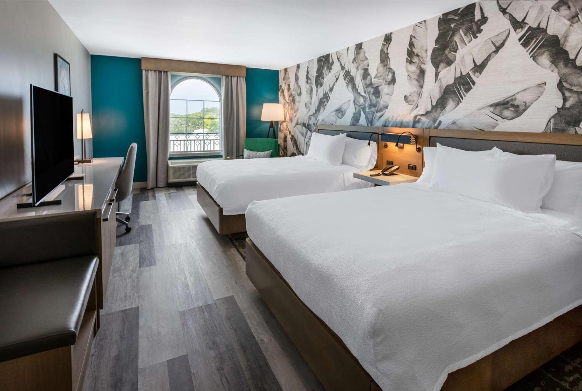Queen Room with Two Queen Beds